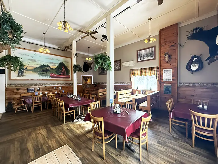 Tables & Booths